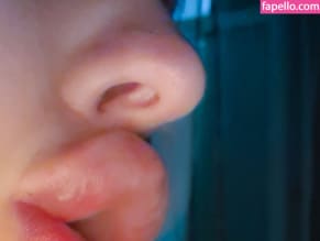 Vivian_Rose
