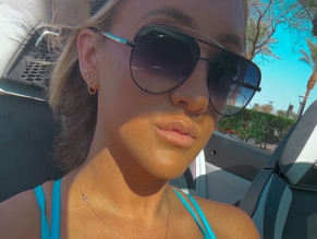 Sara Cheeky