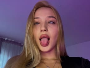 Bunnyblondee