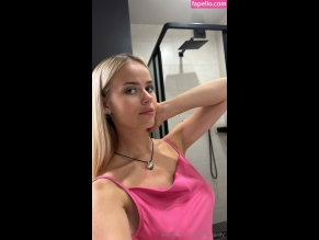 Blondiepolly