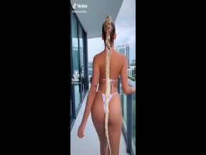 Renee Estella Bikini Ass Reveal