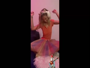 Pink Princess Unicorn Dance