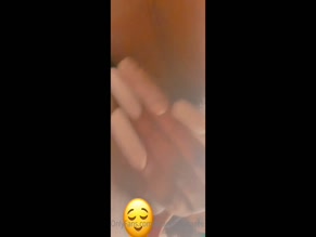 briannajhanaeee masturbates with long nails
