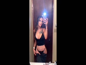 megnutt02: Partial Genitalia Topless Exposure