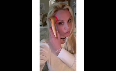 Britney Spears Face Tightening Devices