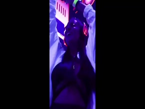Rosario Matew tits out dance