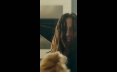 Ana De Armas cleavage slip