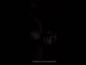 Nude smokewfe420 chest reveal.
