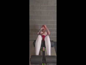 Qira Rose Topless Ab Crunch Workout