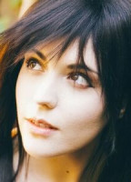 AMBER LEE CONNORS