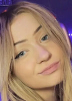 LUCYDELSEYXO