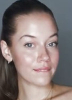 KENNT JEMAND