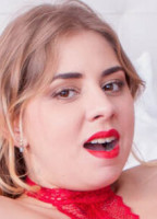 JULIA RED