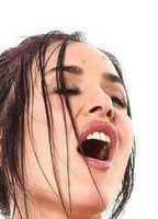 ANDREA LUX