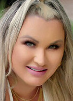 CRISTIANE WESCHENFELDER