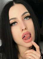 MORTICIA_ADDAMS_VIP
