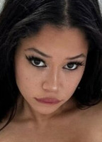 BELLA AKIRA
