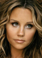 AMANDA LAURA BYNES NUDE