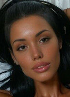NIKAA WHITE