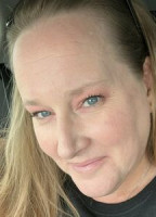 CURVYMUM12