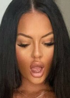 ROXI LLOYD XXX