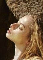 DIONI TABBERS NUDE