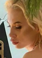 TONYA_SWEATHEART