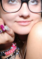 LOOWCUTIE