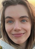 MVRIAEMILIV
