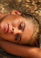 HANNA SKELAND NUDE