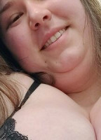 MELONIEKARES NUDE