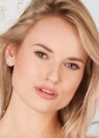 MICHELE DE ROOS