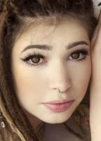LOVELYCHRIS