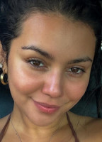 VIBEWITHVERONICA