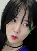 YOUHJ323