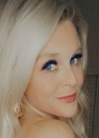 ACLASSYMILF