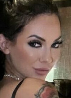 VIKKIDOLL