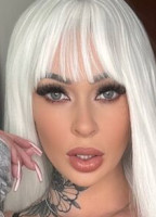 CARLEEBINX