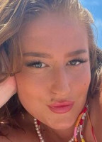 IRISH GIRL ROBYN