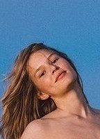 ANNA EWERS NUDE