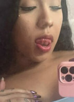 GIRL_HOTBICTH