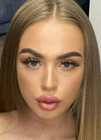 MEL_DOLLY