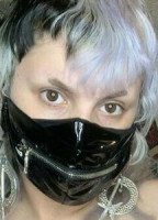 HOLLYGHOUL