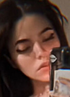 FIFIRIFISS NUDE