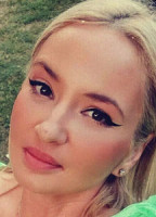 CUTEBLONDE85