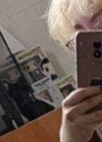 BLONDE_KATIE