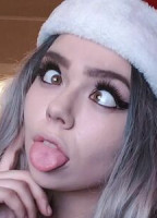 SIMPLYAPEACH