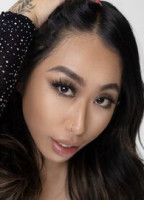 MOLILICIOUS NUDE