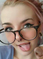 LILYDARKOFREE