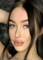 NANA_WHITE